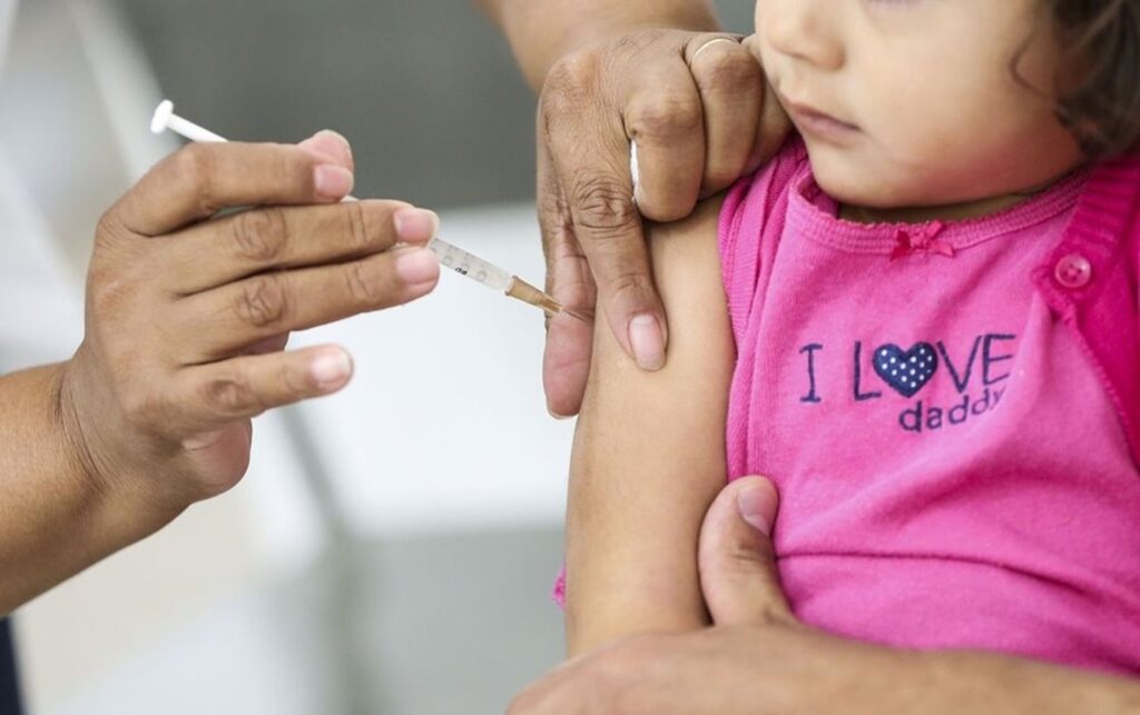 Imagem Ilustrando a Notícia: Covid: Goiás começa a imunizar crianças com a vacina Coronavac a partir desta semana