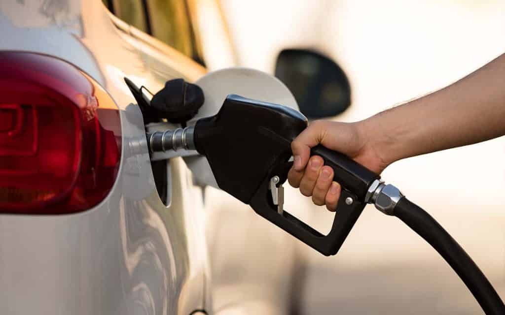 Imagem Ilustrando a Notícia: Entenda como o preço final da gasolina é definido antes de chegar ao consumidor