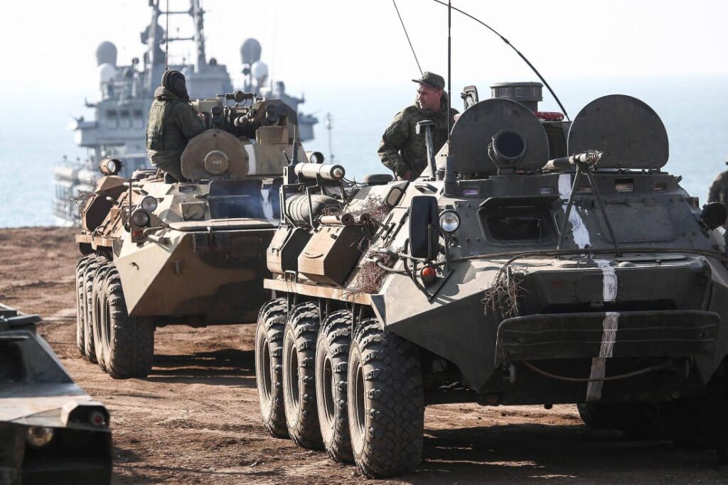 Imagem Ilustrando a Notícia: Rússia já tem 70% do poderio bélico planejado para invadir fronteira da Ucrânia