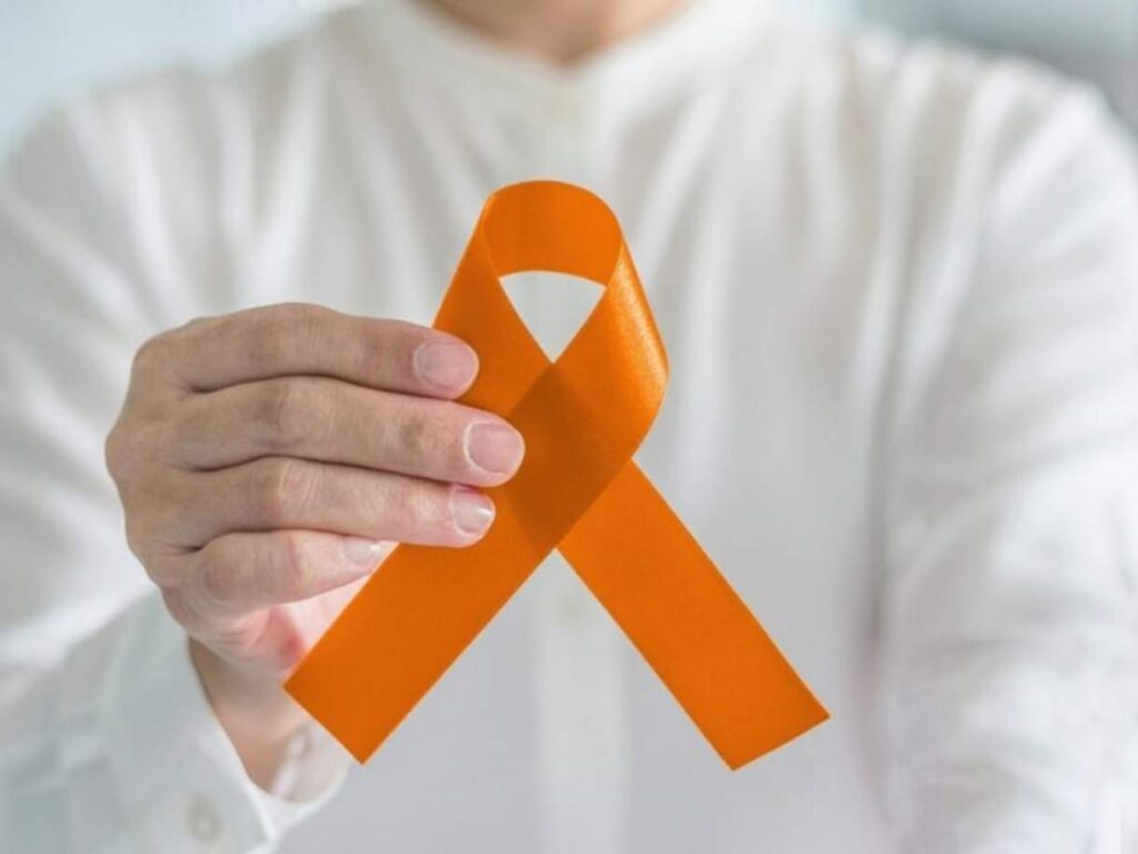Imagem Ilustrando a Notícia: Fevereiro laranja: Especialista explica sobre sintomas, fatores de risco, tratamento e doação de medula