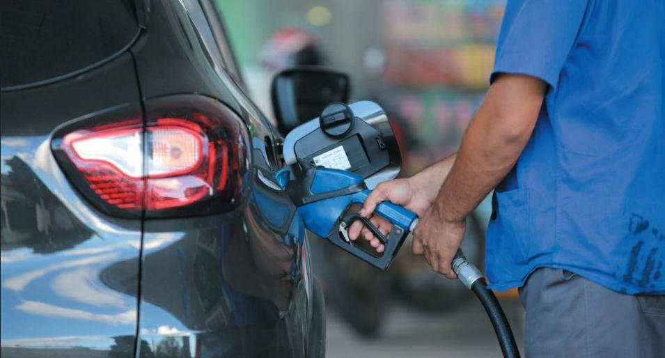 Imagem Ilustrando a Notícia: PEC dos Combustíveis terá redução nos preços, mas o impacto não será sentido pelo consumidor