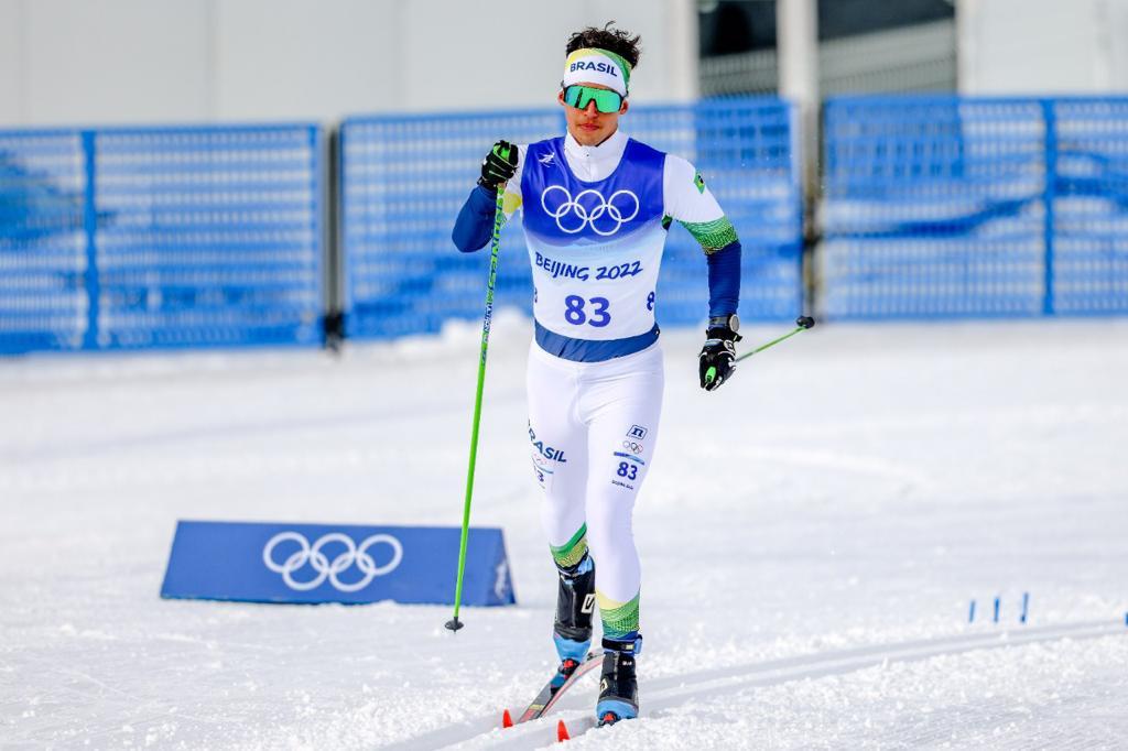 Imagem Ilustrando a Notícia: Manex Silva completa a prova de 15km do esqui cross-country em Pequim 2022