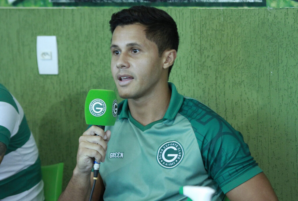 Imagem Ilustrando a Notícia: Eduardo Pinheiro é apresentado como novo diretor da base esmeraldina: “Principal objetivo é revelar jogadores”