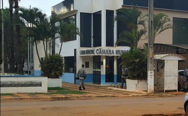 Imagem Ilustrando a Notícia: Quatro vereadores de Planaltina de Goiás têm diplomas cassados por corrupção eleitoral