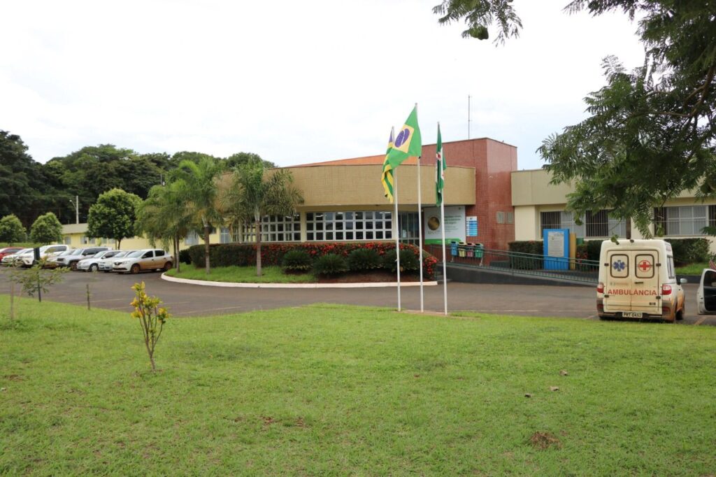 Imagem Ilustrando a Notícia: Hospital Estadual de Santa Helena de Goiás abre vagas de emprego com salários de até R$ 4,4 mil