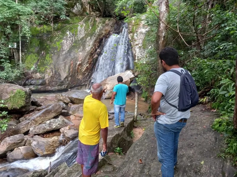 Imagem Ilustrando a Notícia: Cachoeira em que turista caiu, bateu a cabeça e morreu não tinha placas de sinalização