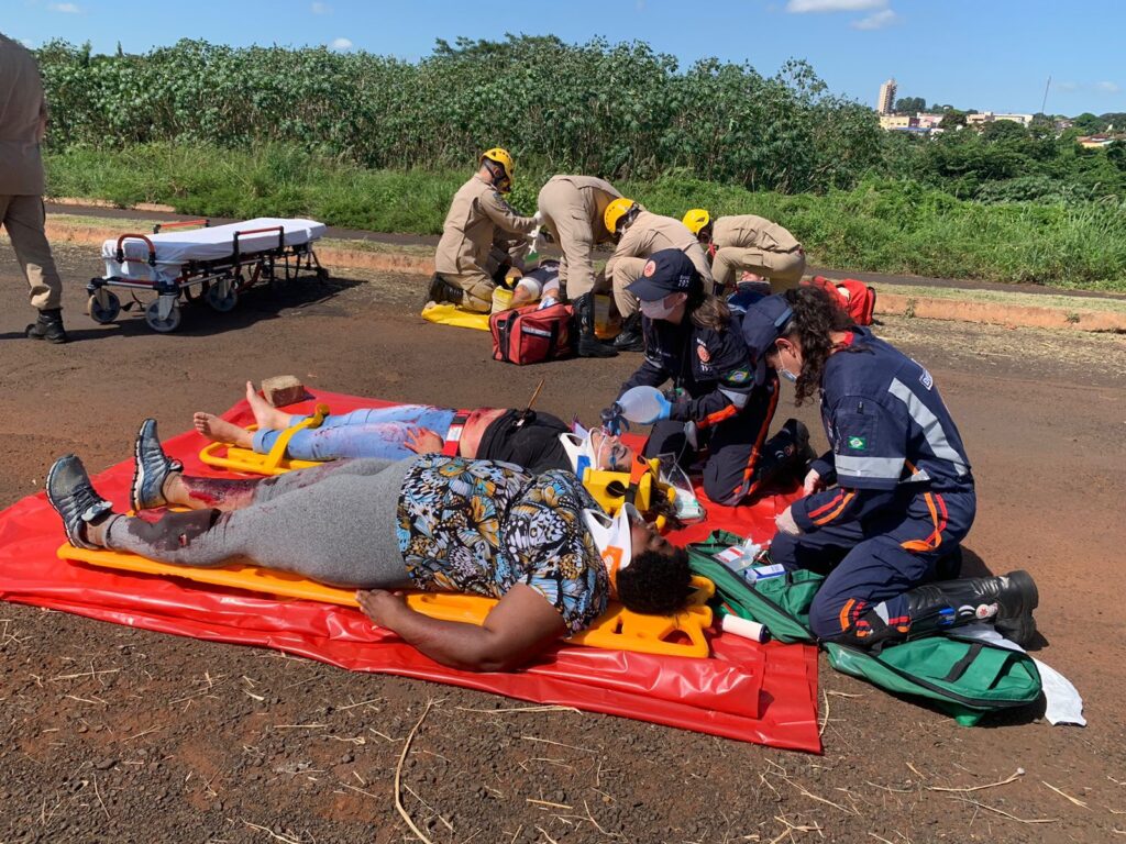 Imagem Ilustrando a Notícia: Saiba como é feita uma simulação que prepara equipes de saúde e resgate para catástrofes