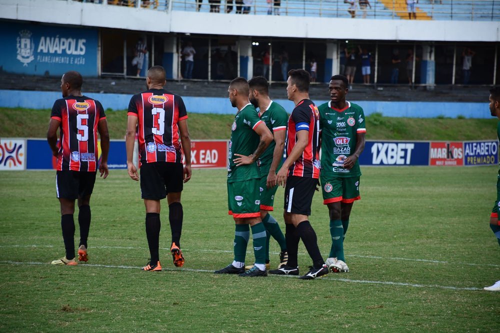 Imagem Ilustrando a Notícia: Jataiense e Morrinhos jogam valendo permanência; Anápolis cumpre tabela contra Goianésia