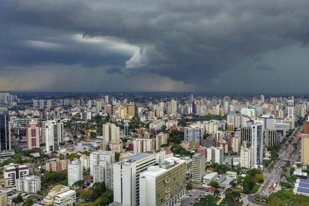 Imagem Ilustrando a Notícia: Temperaturas podem chegar a 19 °C em Goiás durante os próximos dias