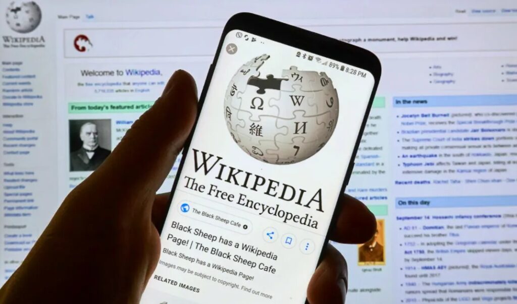 Imagem Ilustrando a Notícia: Wikipédia define Brasil 247 e Jovem Pan como veículos jornalísticos “não confiáveis”; Fenaj reage