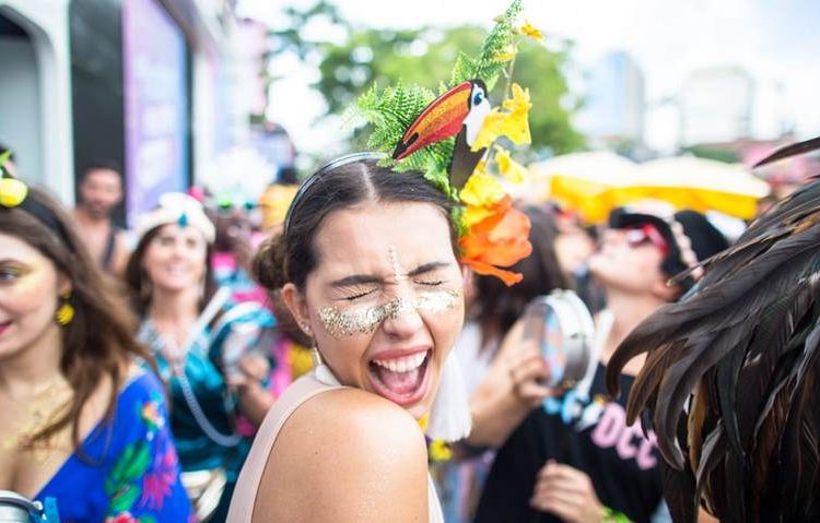 Imagem Ilustrando a Notícia: Carnaval dos Amigos vai agitar Goiânia no dia 30 de abril, com edição especial de 20 anos de festa
