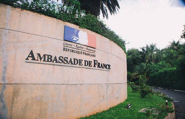 Imagem Ilustrando a Notícia: Embaixada da França no Brasil lança programa para capacitar estudantes em francês