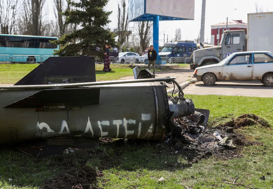 Imagem Ilustrando a Notícia: Rússia nega autoria de ataque a estação de trem que deixou ao menos 39 mortos na Ucrânia