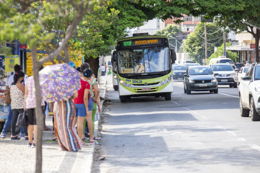 Imagem Ilustrando a Notícia: Usuários do transporte coletivo reclamam do prazo do novo Bilhete Único