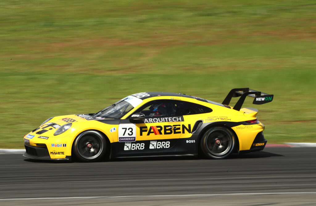 Imagem Ilustrando a Notícia: Porsche Cup: Piloto Enzo Elias larga em 23º e termina no pódio em Goiânia