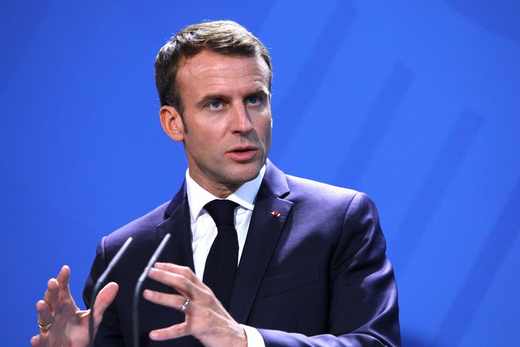Imagem Ilustrando a Notícia: França: pesquisas apontam liderança de Emmanuel Macron em intenções de voto