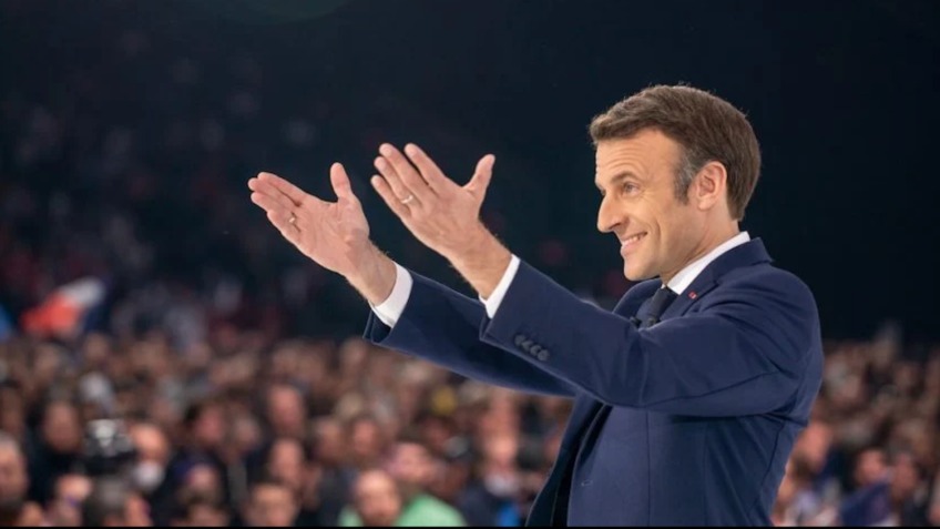 Imagem Ilustrando a Notícia: Macron ao vencer: ‘Não sou mais o candidato de um campo, mas sim o presidente de todas e todos’