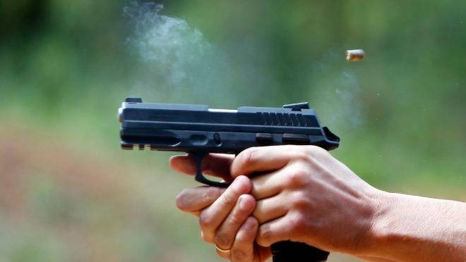 Imagem Ilustrando a Notícia: Pistolas compradas pela PM-DF por R$ 17,4 milhões apresentam falhas de funcionamento
