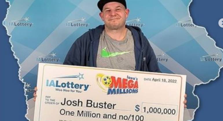 Imagem Ilustrando a Notícia: Por ‘erro’ de funcionário, americano ganha 1 milhão de dólares em aposta lotérica dos EUA