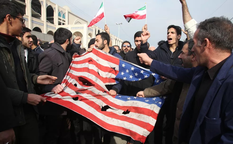 Imagem Ilustrando a Notícia: Governo do Irã promete vingança contra Estados Unidos pela morte de Qassem Soleimani