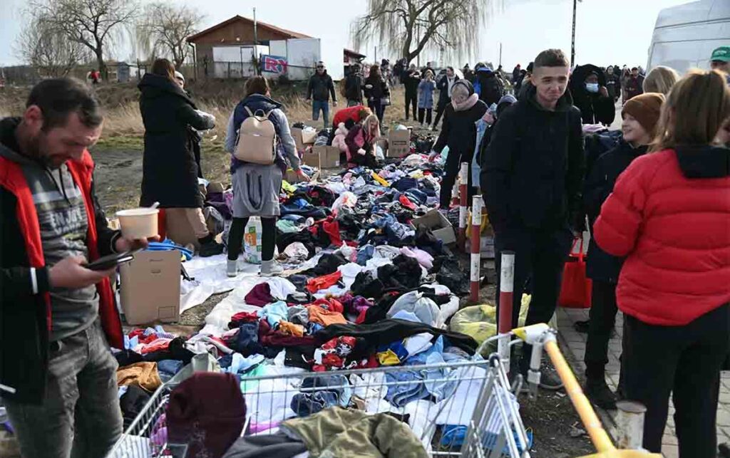 Imagem Ilustrando a Notícia: Mais de 4,4 milhões de ucranianos já fugiram do país; número representa 10% de toda população