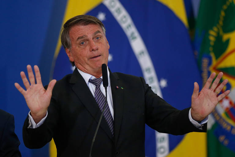 Imagem Ilustrando a Notícia: Em congresso no Rio, Bolsonaro afirma que Brasil não teve “problema social” durante a pandemia