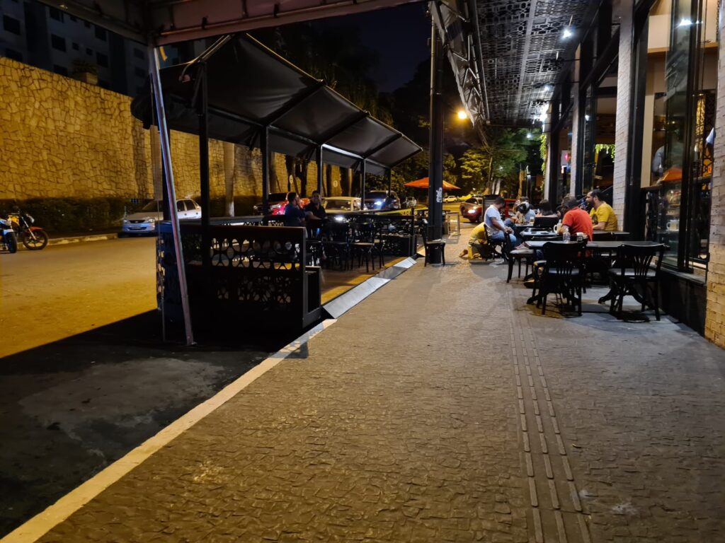 Imagem Ilustrando a Notícia: Paklets: A tendência de novos espaços utilizados em Goiânia