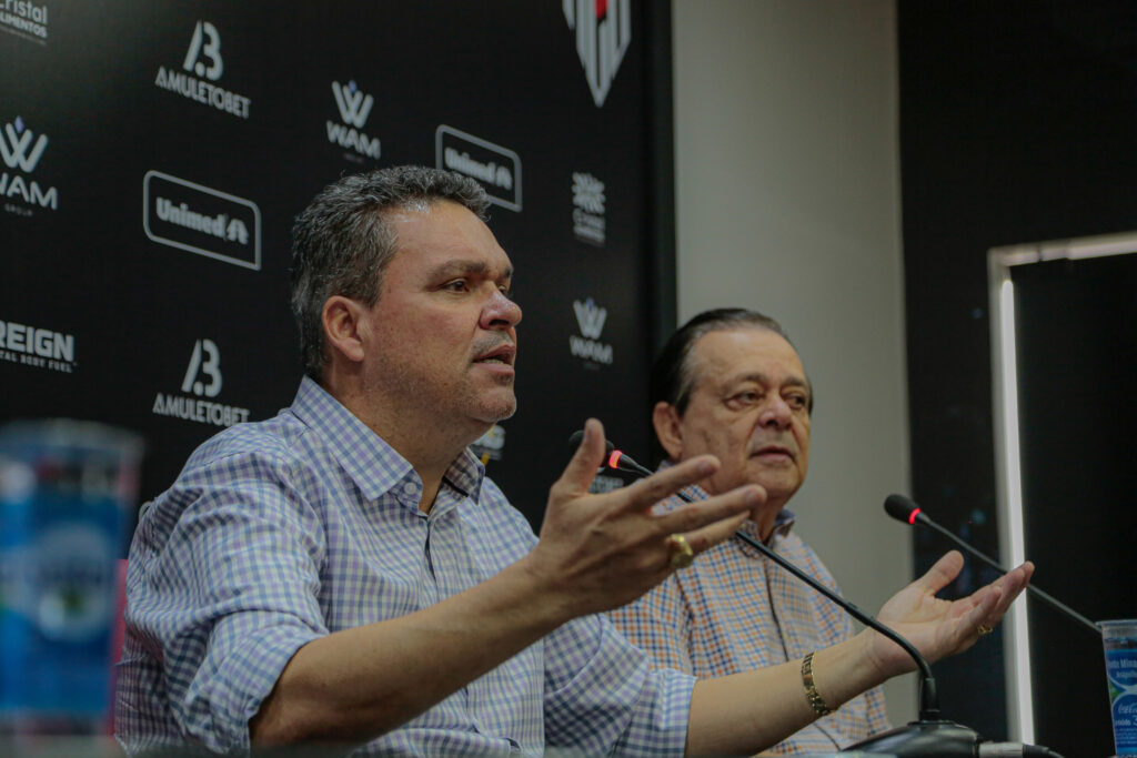 Imagem Ilustrando a Notícia: Adson Batista explica situação do Serra Dourada para partida do Atlético nas oitavas da Sul-Americana