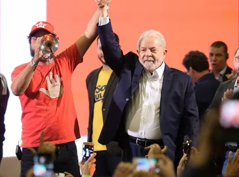 Imagem Ilustrando a Notícia: Ao oficializar pré-candidatura a presidente, Lula fala em “superar divergências” para unir democratas do Brasil