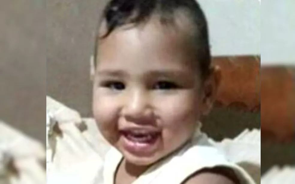 Imagem Ilustrando a Notícia: Padrasto que espancou bebê até a morte é condenado a 29 anos de prisão em Rio Verde