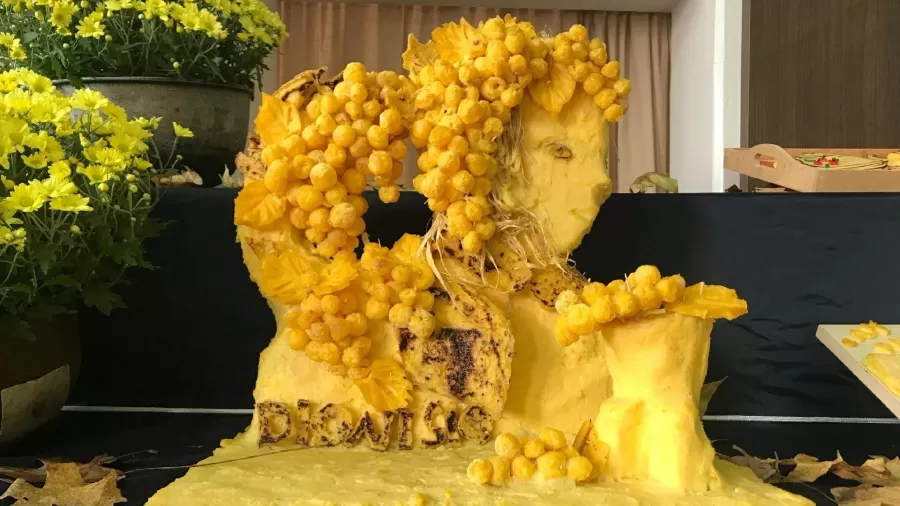 Imagem Ilustrando a Notícia: Esculturas de polenta chamam atenção em festa no Rio Grande do Sul; veja as curiosidades sobre o evento