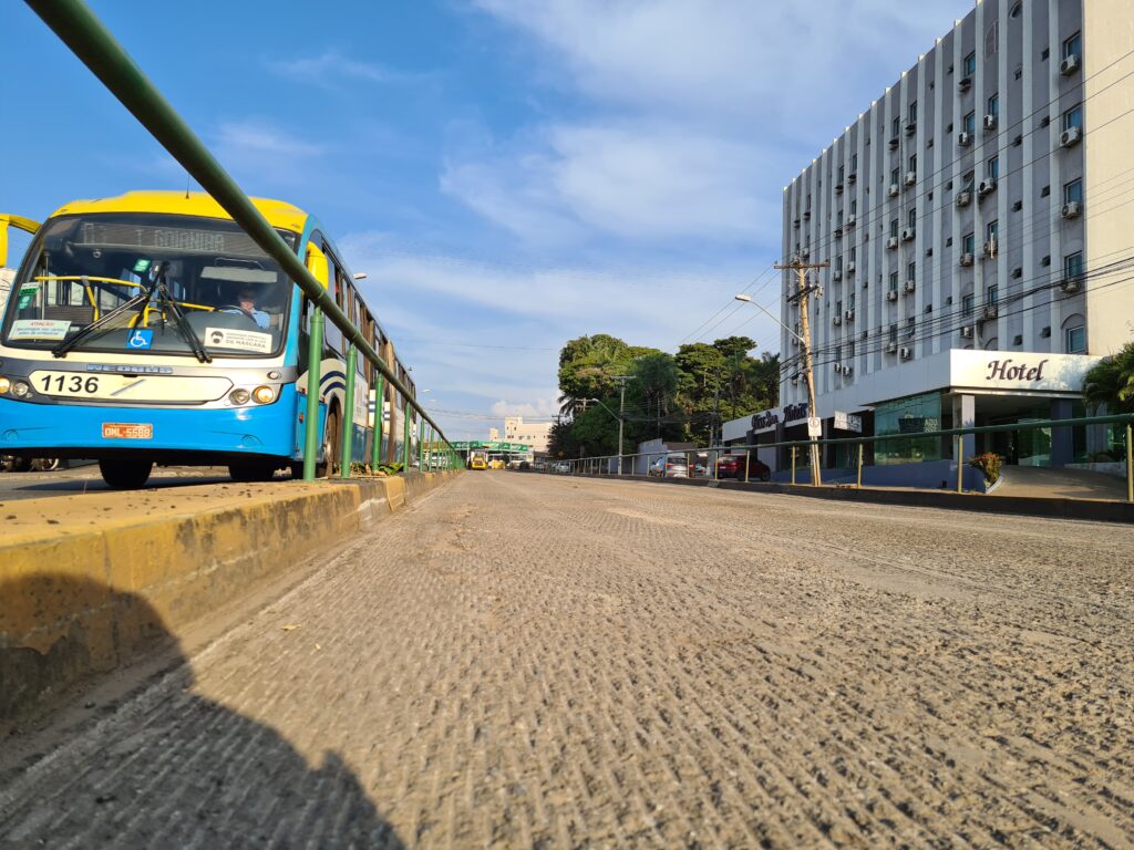 Imagem Ilustrando a Notícia: Metrobus recorre às empresas privadas para reforçar extensões do Eixo Anhanguera