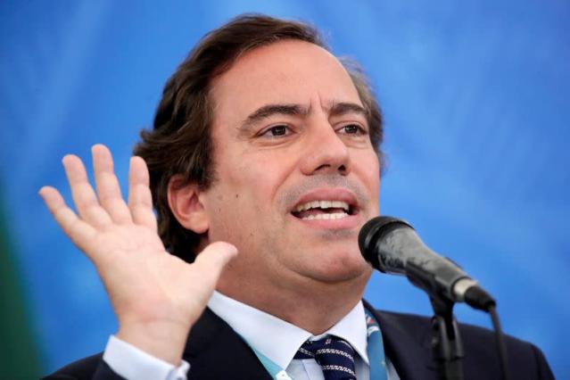 Imagem Ilustrando a Notícia: ‘Caguei para opinião de vocês’: disse ex-presidente da Caixa, Pedro Guimarães, à servidores