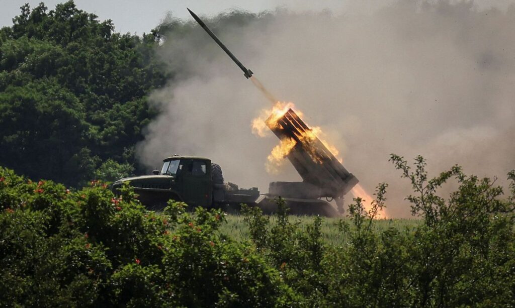 Imagem Ilustrando a Notícia: Forças russas invadem Sievierodonetsk, no leste da Ucrânia