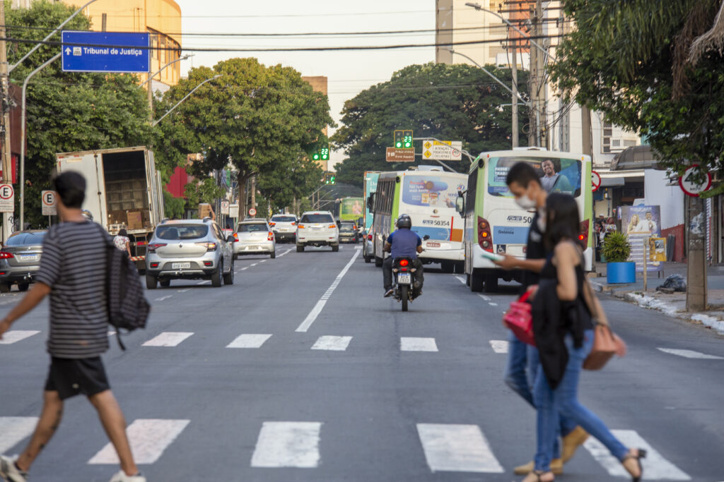 Imagem Ilustrando a Notícia: Baixa velocidade do transporte público aumenta trânsito na Capital