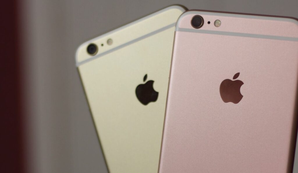 Imagem Ilustrando a Notícia: Com os ‘dias contados’: Apple anuncia fim da atualizações para iPhone 7 e versões anteriores
