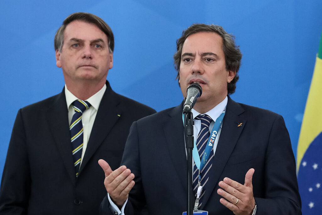 Imagem Ilustrando a Notícia: Após denúncias de assédio sexual, cresce pressão por saída do presidente da Caixa, ‘PG2’ de Bolsonaro