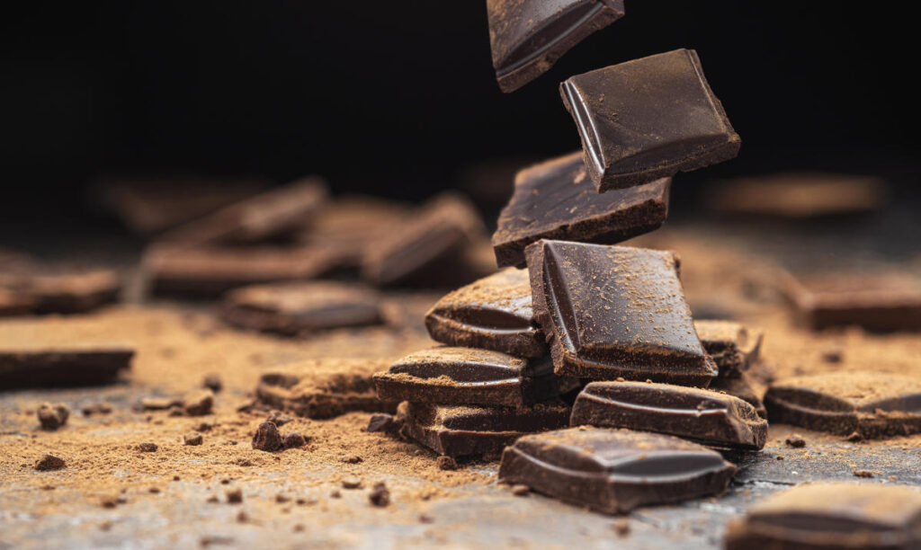 Imagem Ilustrando a Notícia: Maior fábrica de chocolate do mundo interrompe produção após casos de Salmonella
