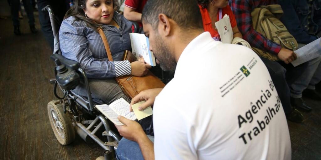 Imagem Ilustrando a Notícia: Sindicatos oferecem Feirão de Empregos para pessoas com deficiência com mais de 500 vagas