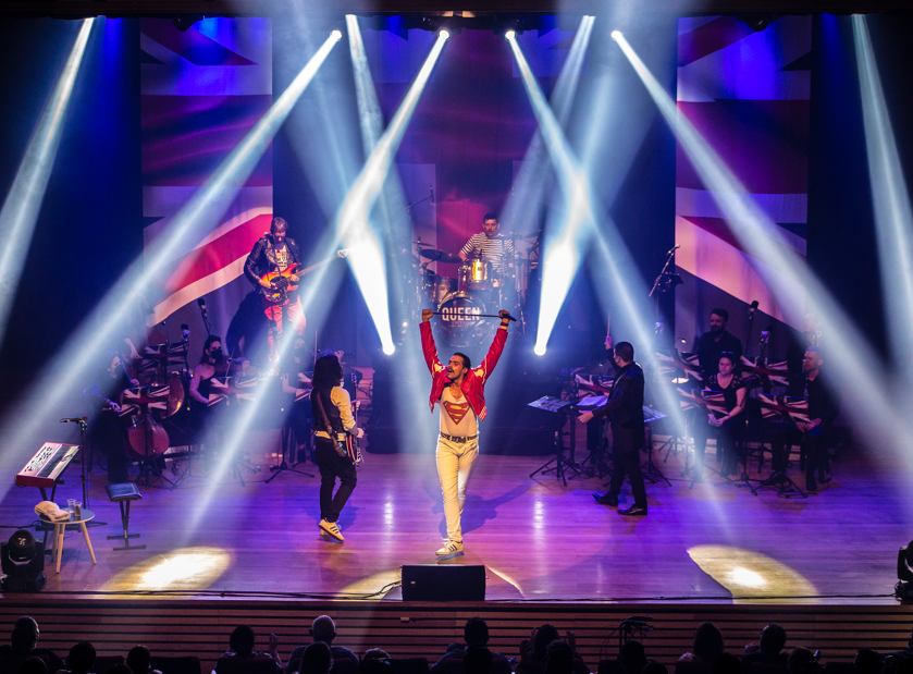 Imagem Ilustrando a Notícia: Espetáculo ‘Queen Experience In Concert’ homenageia estrelas do Rock, em Goiânia