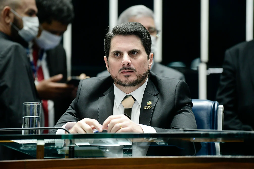 Imagem Ilustrando a Notícia: Senador diz ter recebido R$ 50 milhões em emendas por apoiar eleição de Pacheco