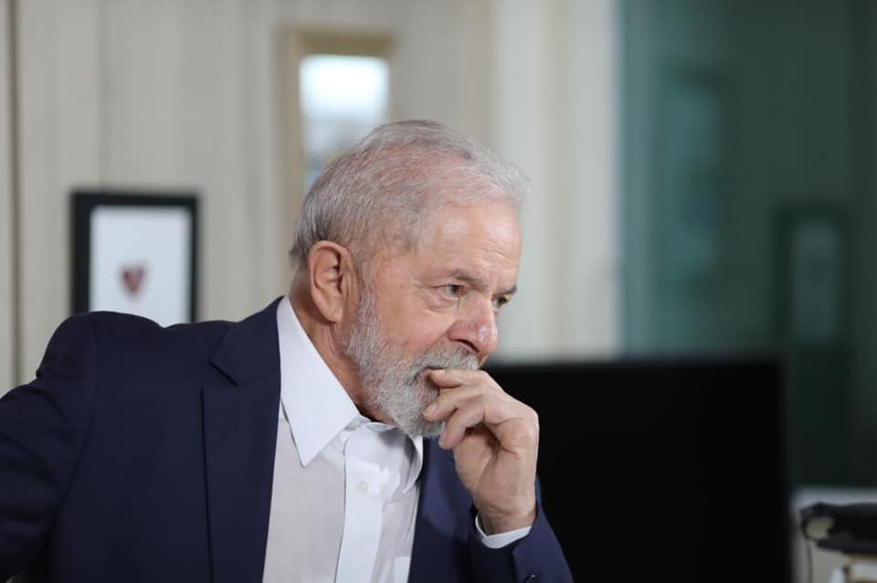 Imagem Ilustrando a Notícia: ”Fenômeno Lula” não transfere votos aos palanques regionais