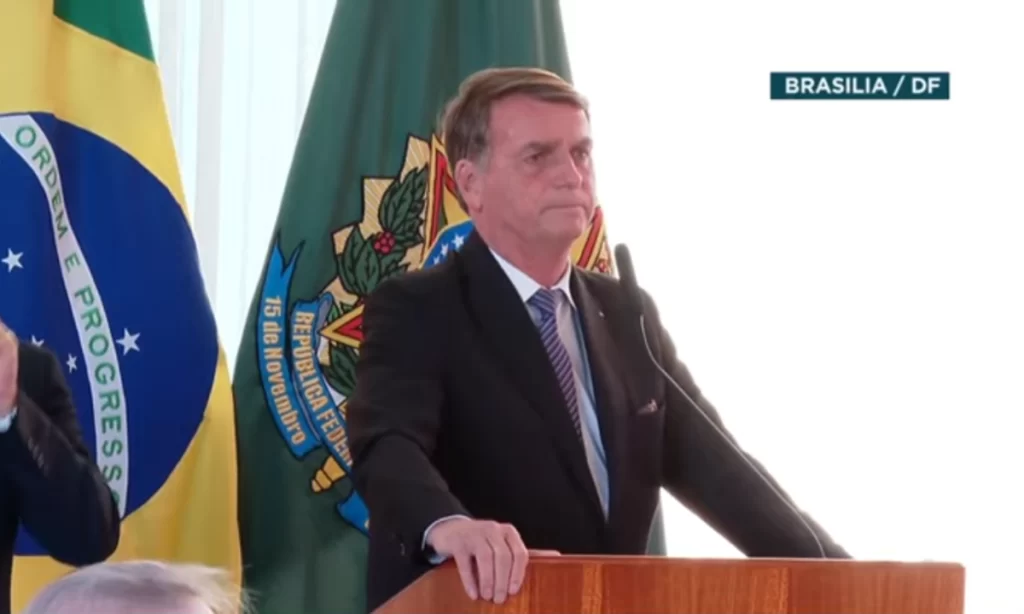 Imagem Ilustrando a Notícia: Oposição pede investigação de Bolsonaro por crime contra instituições