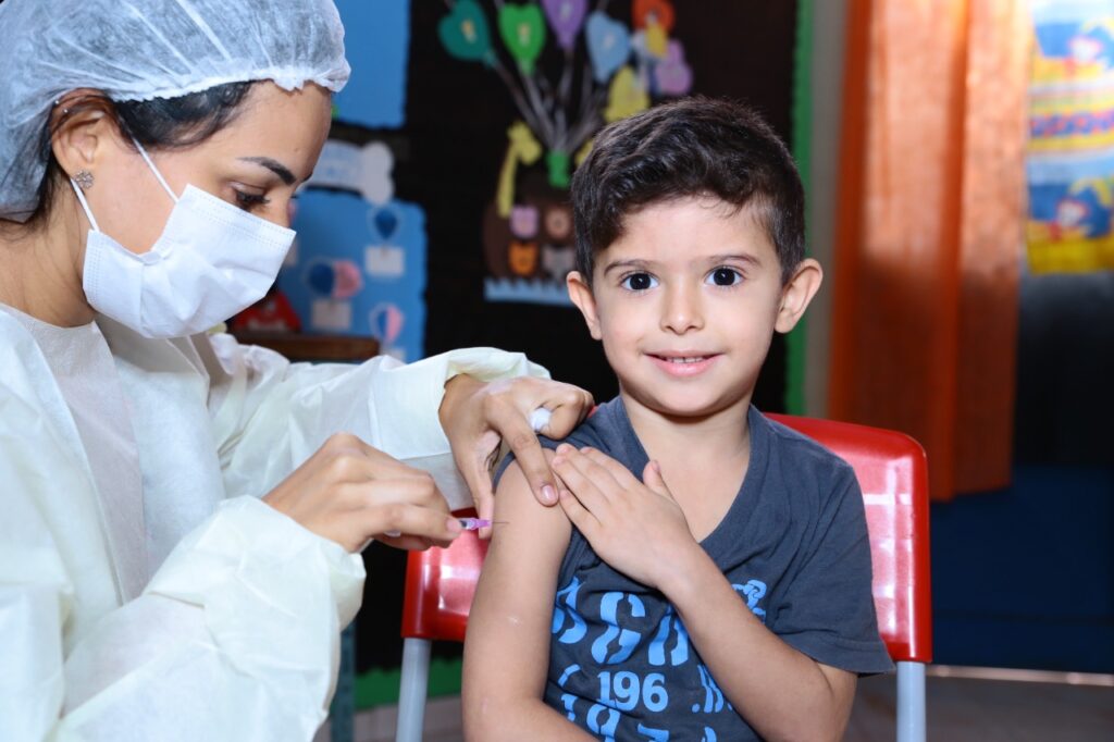 Imagem Ilustrando a Notícia: Saúde utilizará método diferente para vacinar crianças em Aparecida de Goiânia