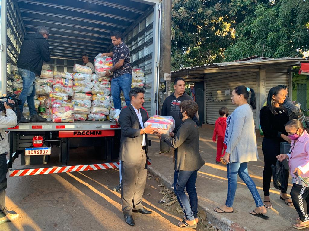 Imagem Ilustrando a Notícia: Ação vai entregar de 21 mil cestas básicas a famílias das regiões Oeste e Sudoeste de Goiânia