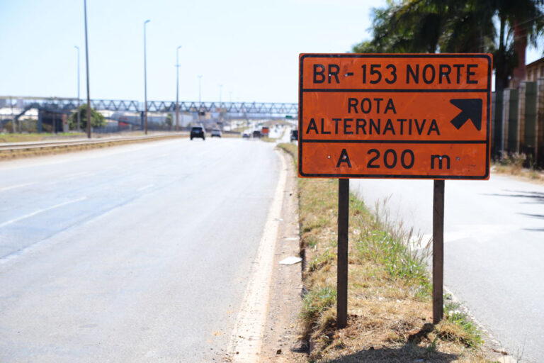 Imagem Ilustrando a Notícia: Veja alternativas para evitar trecho interditado da BR-153 na Região Metropolitana de Goiânia