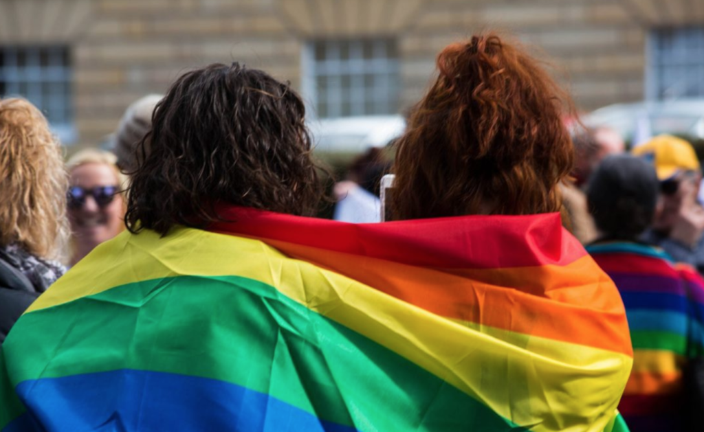 Imagem Ilustrando a Notícia: 8ª parada LGBTQIA+ de Aparecida promete diversão e conscientização de causas sociais