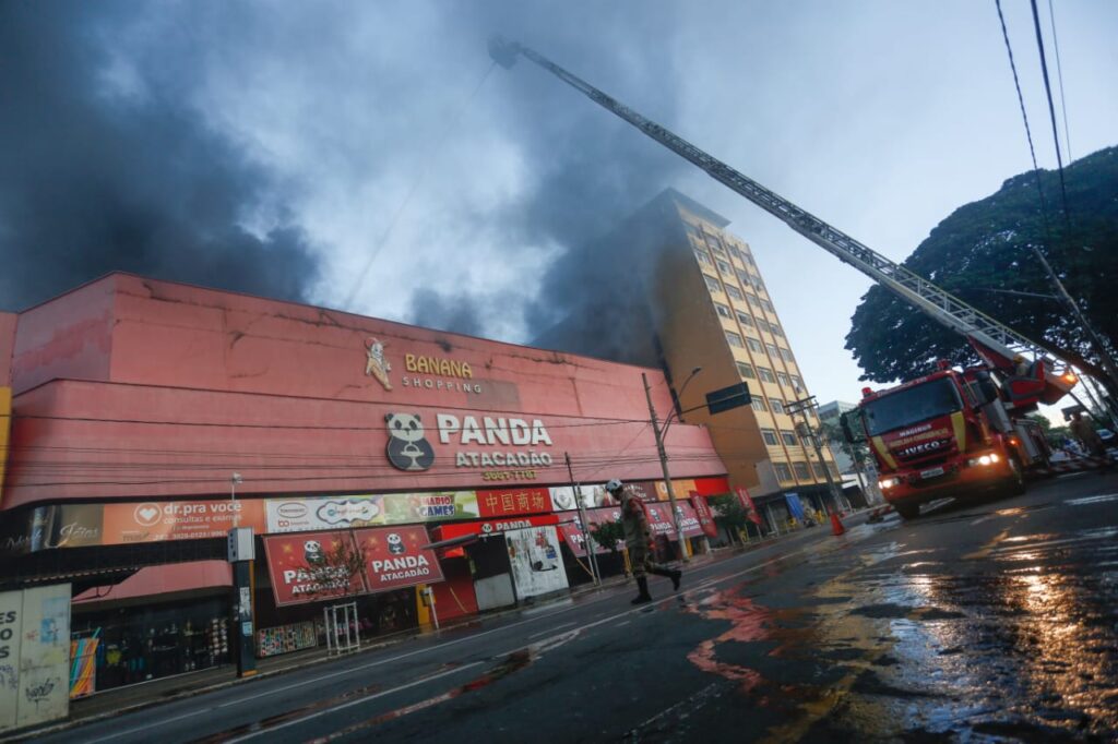 Imagem Ilustrando a Notícia: Responsáveis pelo cinema do Banana Shopping são indiciados por incêndio culposo