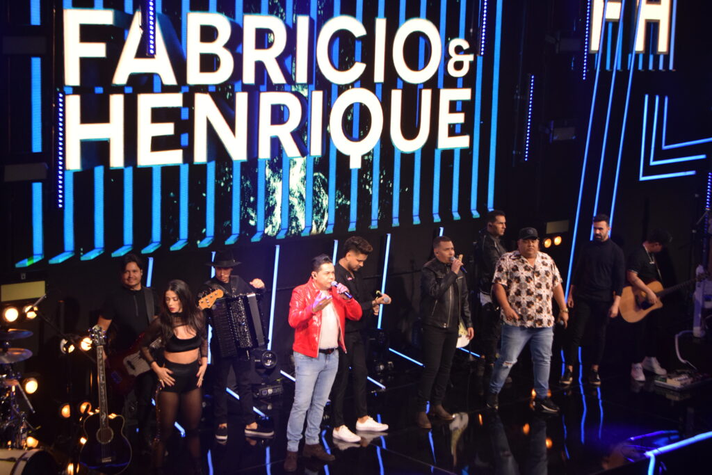 Imagem Ilustrando a Notícia: Fabrício & Henrique registram segundo audiovisual com músicas inéditas