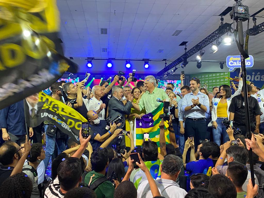 Imagem Ilustrando a Notícia: “Entramos para história com a maior coligação de Goiás”, destaca Caiado em convenção